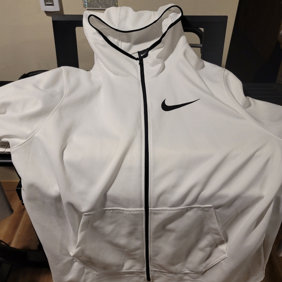 Jacket - Picture 2 of 3